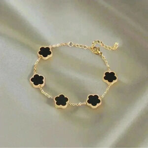 Camille Flower Bracelet in Black